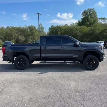 Another view of 2022 GMC Sierra 1500 Elevation for sale in Indianapolis, IN at Indy Auto Man - Indianapolis