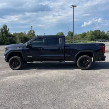 More photos of 2022 GMC Sierra 1500 Elevation at Indy Auto Man - Indianapolis, IN