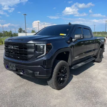 Photos of 2022 GMC Sierra 1500 Elevation for sale in Indianapolis, IN at Indy Auto Man - Indianapolis