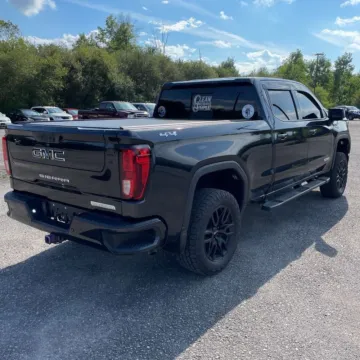 More photos of 2022 GMC Sierra 1500 Elevation at Indy Auto Man - Indianapolis, IN