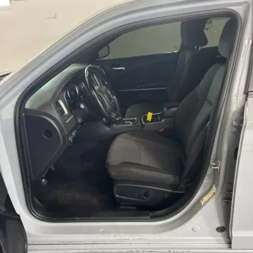 More photos of 2022 Dodge Charger SXT at Indy Auto Man - Indianapolis, IN