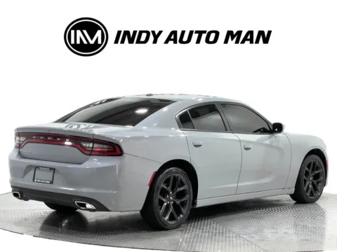More photos of 2022 Dodge Charger SXT at Indy Auto Man - Indianapolis, IN