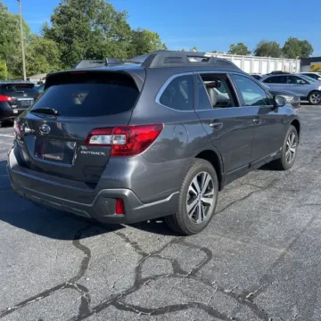 Another view of 2019 Subaru Outback 2.5i Limited for sale in Indianapolis, IN at Indy Auto Man - Indianapolis