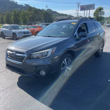 Photos of 2019 Subaru Outback 2.5i Limited for sale in Indianapolis, IN at Indy Auto Man - Indianapolis