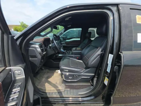 More photos of 2021 Ford F-150 Lariat at Indy Auto Man - Indianapolis, IN