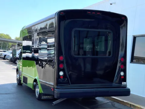 More photos of 2018 Ford Transit-350 156 WB at Indy Auto Man - Indianapolis, IN