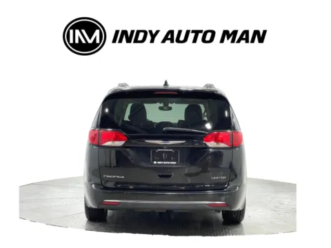 More photos of 2019 Chrysler Pacifica Limited at Indy Auto Man - Indianapolis, IN