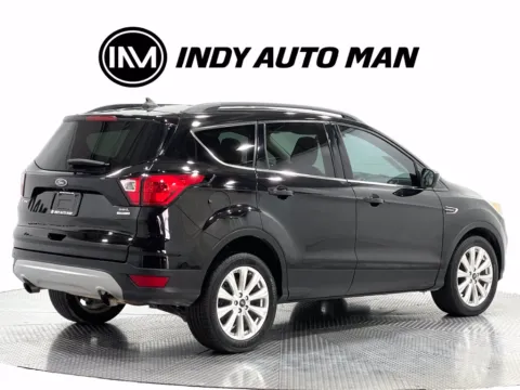 More photos of 2019 Ford Escape SEL at Indy Auto Man - Indianapolis, IN