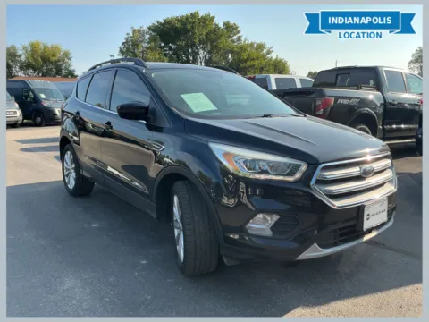 Black 2019 Ford Escape SEL for sale in Indianapolis, IN