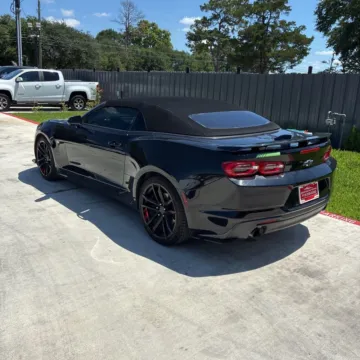 More photos of 2019 Chevrolet Camaro 1LT at Indy Auto Man - Indianapolis, IN