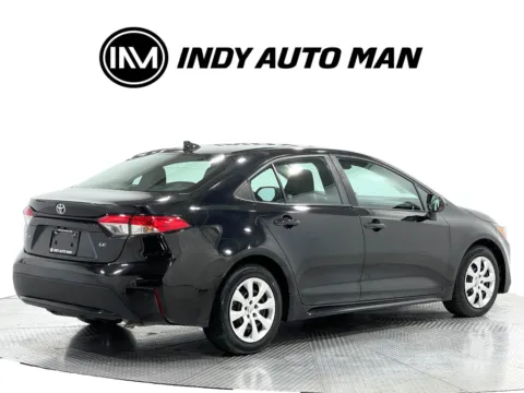 More photos of 2021 Toyota Corolla LE at Indy Auto Man - Indianapolis, IN