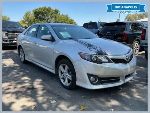 Silver 2013 Toyota Camry SE for sale in Indianapolis, IN