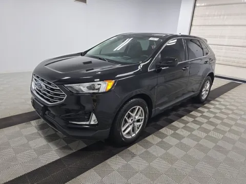 Photos of 2021 Ford Edge SEL for sale in Indianapolis, IN at Indy Auto Man - Indianapolis