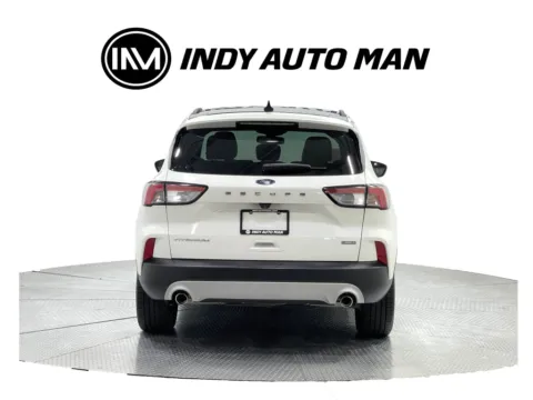 More photos of 2020 Ford Escape Hybrid Titanium at Indy Auto Man - Indianapolis, IN