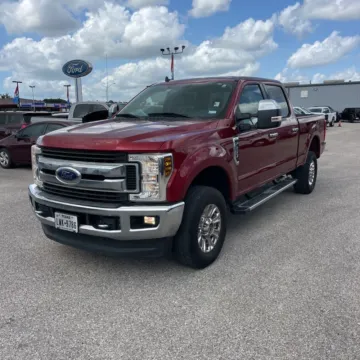 Photos of 2019 Ford F-250SD XLT for sale in Indianapolis, IN at Indy Auto Man - Indianapolis