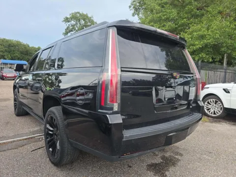 More photos of 2018 Cadillac Escalade ESV Platinum Edition at Indy Auto Man - Indianapolis, IN
