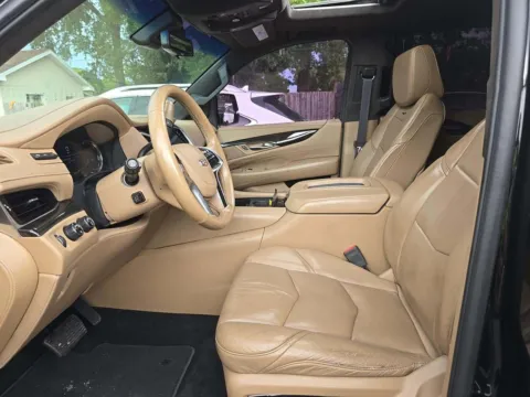 More photos of 2018 Cadillac Escalade ESV Platinum Edition at Indy Auto Man - Indianapolis, IN