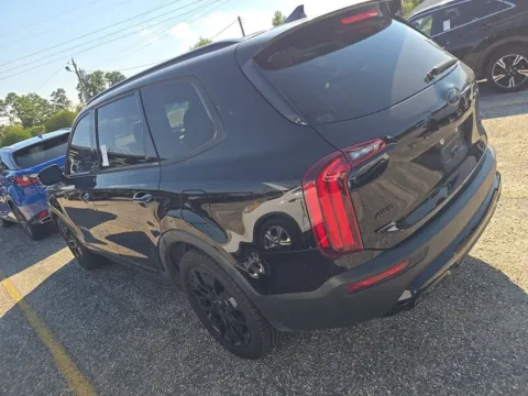 More photos of 2021 Kia Telluride EX at Indy Auto Man - Indianapolis, IN