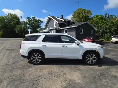 Photos of 2020 Hyundai Palisade SEL for sale in Indianapolis, IN at Indy Auto Man - Indianapolis