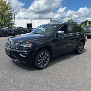 Photos of 2017 Jeep Grand Cherokee Overland for sale in Indianapolis, IN at Indy Auto Man - Indianapolis