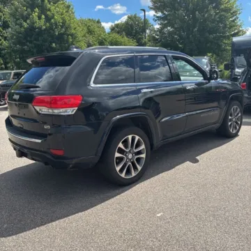 Another view of 2017 Jeep Grand Cherokee Overland for sale in Indianapolis, IN at Indy Auto Man - Indianapolis