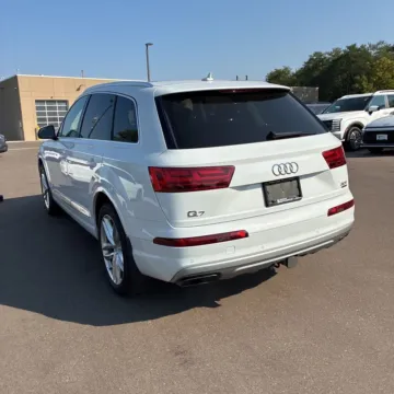 More photos of 2018 Audi Q7 3.0T Prestige quattro at Indy Auto Man - Indianapolis, IN