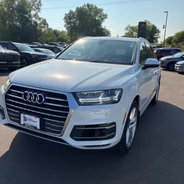 Photos of 2018 Audi Q7 3.0T Prestige quattro for sale in Indianapolis, IN at Indy Auto Man - Indianapolis