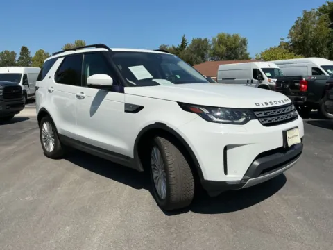 Photos of 2018 Land Rover Discovery HSE for sale in Indianapolis, IN at Indy Auto Man - Indianapolis