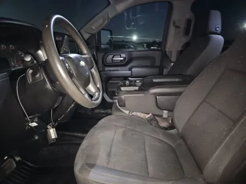 More photos of 2020 Chevrolet Silverado 2500 HD Work Truck at Indy Auto Man - Indianapolis, IN