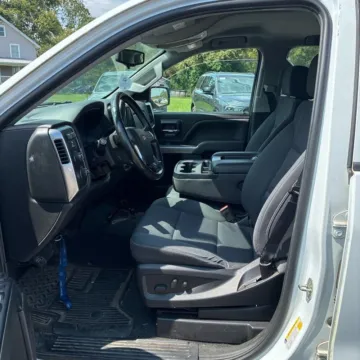 More photos of 2019 Chevrolet Silverado 1500 LD LT at Indy Auto Man - Indianapolis, IN