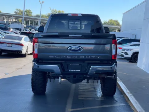 More photos of 2018 Ford F-250SD Lariat at Indy Auto Man - Indianapolis, IN