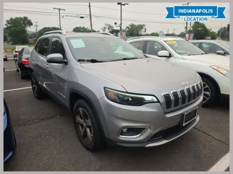 Silver 2019 Jeep Cherokee Limited for sale in Indianapolis, IN