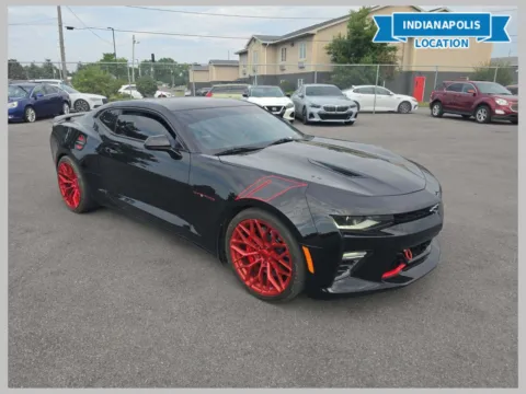 Black 2018 Chevrolet Camaro SS 2SS for sale in Indianapolis, IN