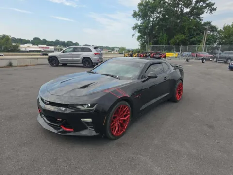 Photos of 2018 Chevrolet Camaro SS 2SS for sale in Indianapolis, IN at Indy Auto Man - Indianapolis