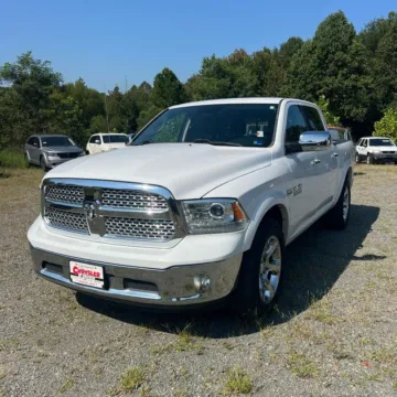 Photos of 2017 Ram 1500 Laramie for sale in Indianapolis, IN at Indy Auto Man - Indianapolis