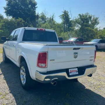 More photos of 2017 Ram 1500 Laramie at Indy Auto Man - Indianapolis, IN