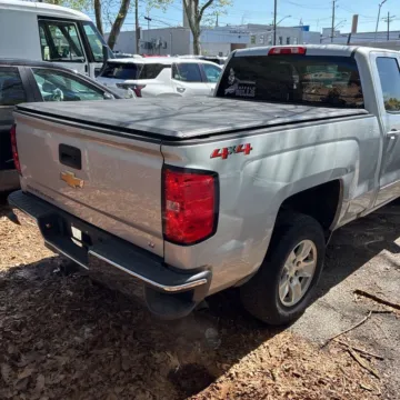 Another view of 2018 Chevrolet Silverado 1500 LT LT1 for sale in Indianapolis, IN at Indy Auto Man - Indianapolis