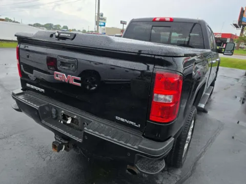 Another view of 2018 GMC Sierra 2500 HD Denali for sale in Indianapolis, IN at Indy Auto Man - Indianapolis