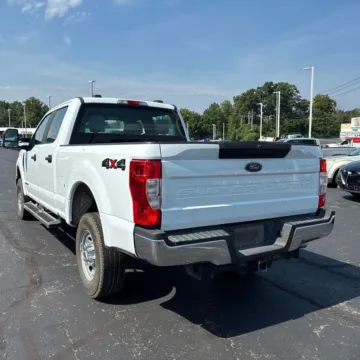 More photos of 2022 Ford F-250SD XL at Indy Auto Man - Indianapolis, IN