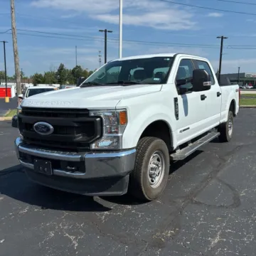 Photos of 2022 Ford F-250SD XL for sale in Indianapolis, IN at Indy Auto Man - Indianapolis