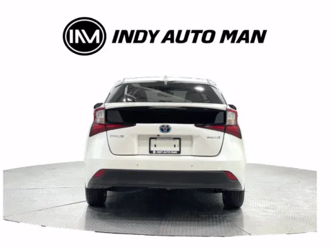 More photos of 2020 Toyota Prius LE at Indy Auto Man - Indianapolis, IN