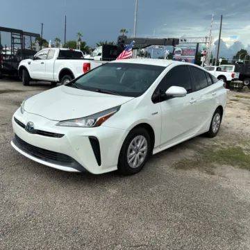Photos of 2020 Toyota Prius LE for sale in Indianapolis, IN at Indy Auto Man - Indianapolis