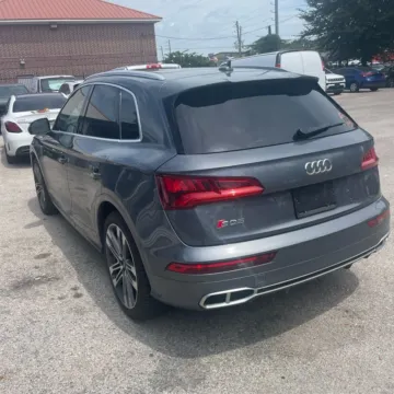 More photos of 2018 Audi SQ5 3.0T Prestige quattro at Indy Auto Man - Indianapolis, IN