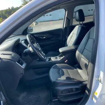 More photos of 2020 GMC Terrain SLT at Indy Auto Man - Indianapolis, IN