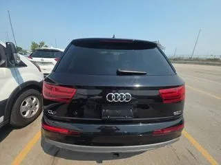 More photos of 2018 Audi Q7 3.0T Premium Plus quattro at Indy Auto Man - Indianapolis, IN