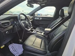 More photos of 2020 Ford Explorer Limited at Indy Auto Man - Indianapolis, IN