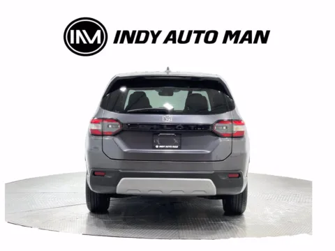 More photos of 2024 Honda Pilot EX-L 7 Passenger at Indy Auto Man - Indianapolis, IN