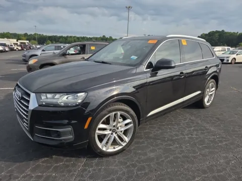 Photos of 2018 Audi Q7 3.0T Prestige quattro for sale in Indianapolis, IN at Indy Auto Man - Indianapolis