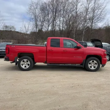 Another view of 2018 Chevrolet Silverado 1500 LT LT2 for sale in Indianapolis, IN at Indy Auto Man - Indianapolis