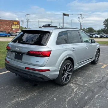Another view of 2022 Audi Q7 55 Premium Plus quattro for sale in Indianapolis, IN at Indy Auto Man - Indianapolis